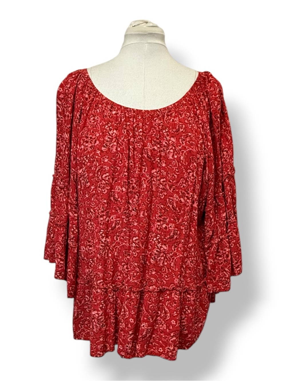 Democracy Women’s Plus 3/4 Tiered Bell Sleeve Peasant Tunic Red Ditsy Floral 2X